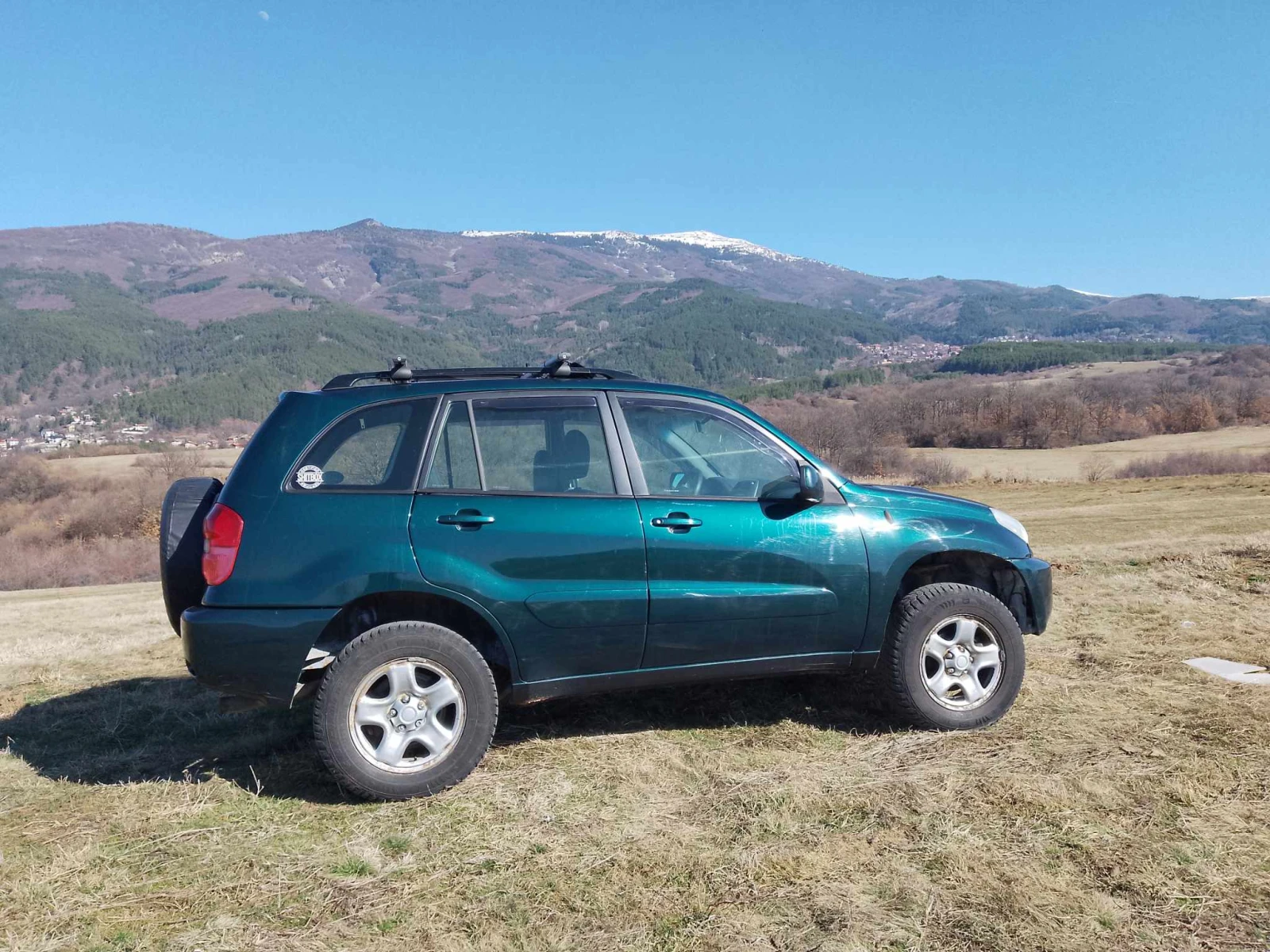 Toyota Rav4 D4D 4x4 повдигната - изображение 4