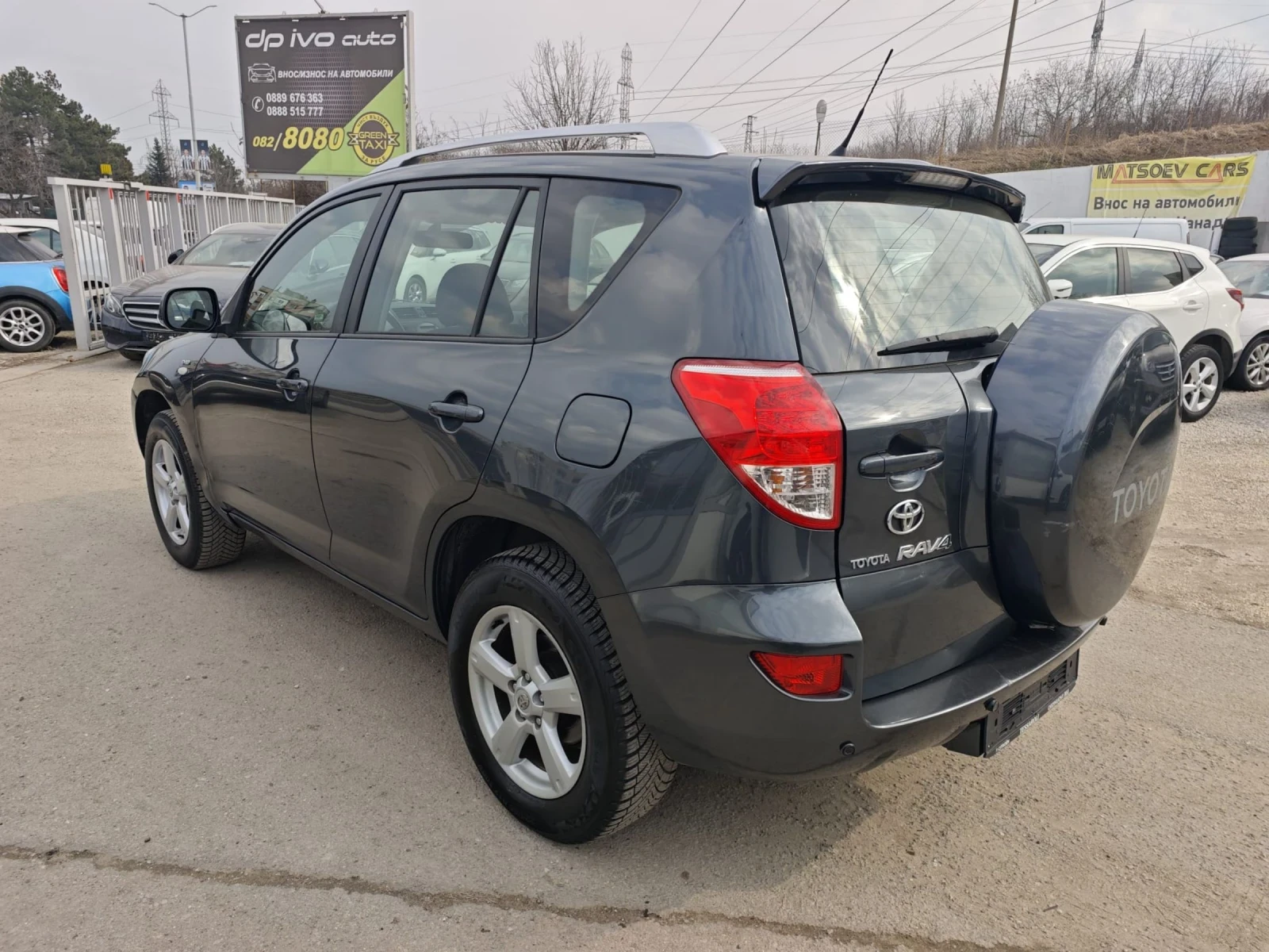 Toyota Rav4 2.2 d4d - изображение 3