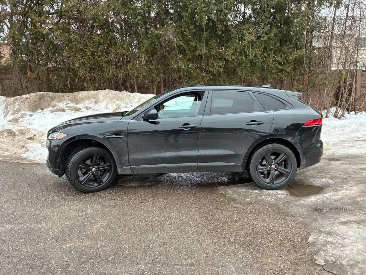 Jaguar F-PACE * Checkered Flag * CARFAX * ЦЕНА ДО БГ, снимка 2 - Автомобили и джипове - 53739227