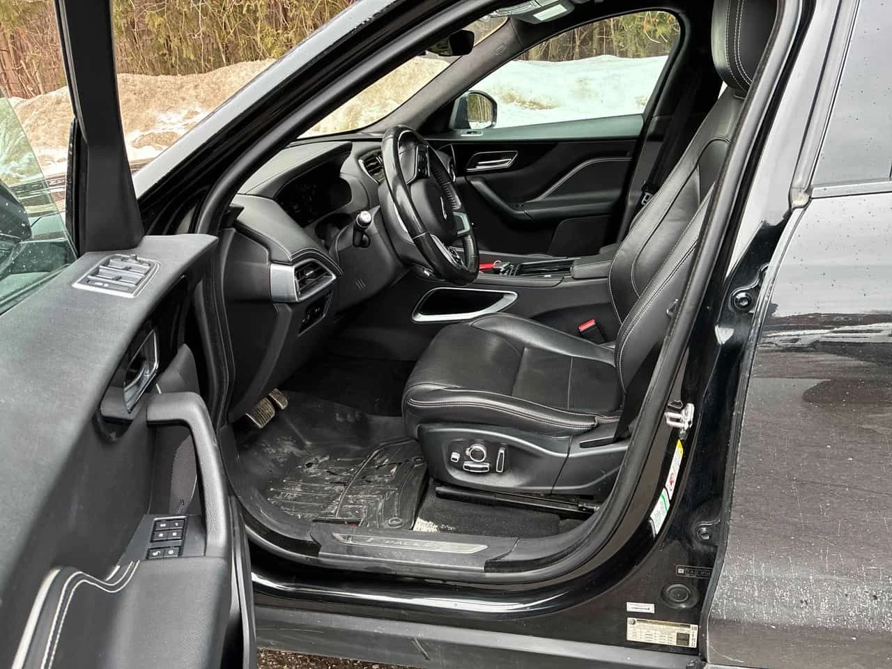 Jaguar F-PACE * Checkered Flag * CARFAX * ЦЕНА ДО БГ, снимка 5 - Автомобили и джипове - 53739227