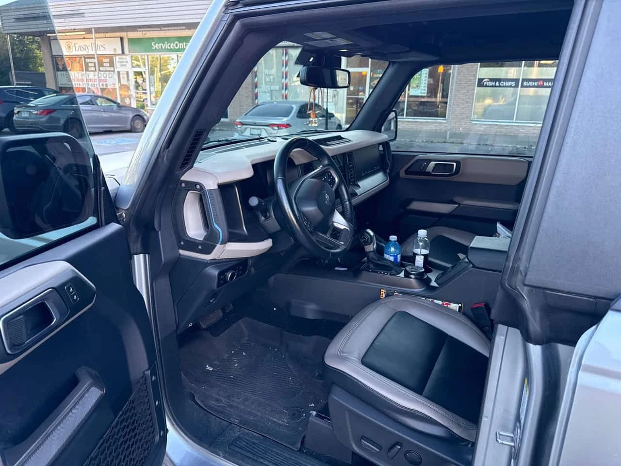Ford Bronco * 4 Door Advanced 4x4* АВТОКРЕДИТ БЕЗ ПЪРВОНАЧАЛНА, снимка 5 - Автомобили и джипове - 55021444