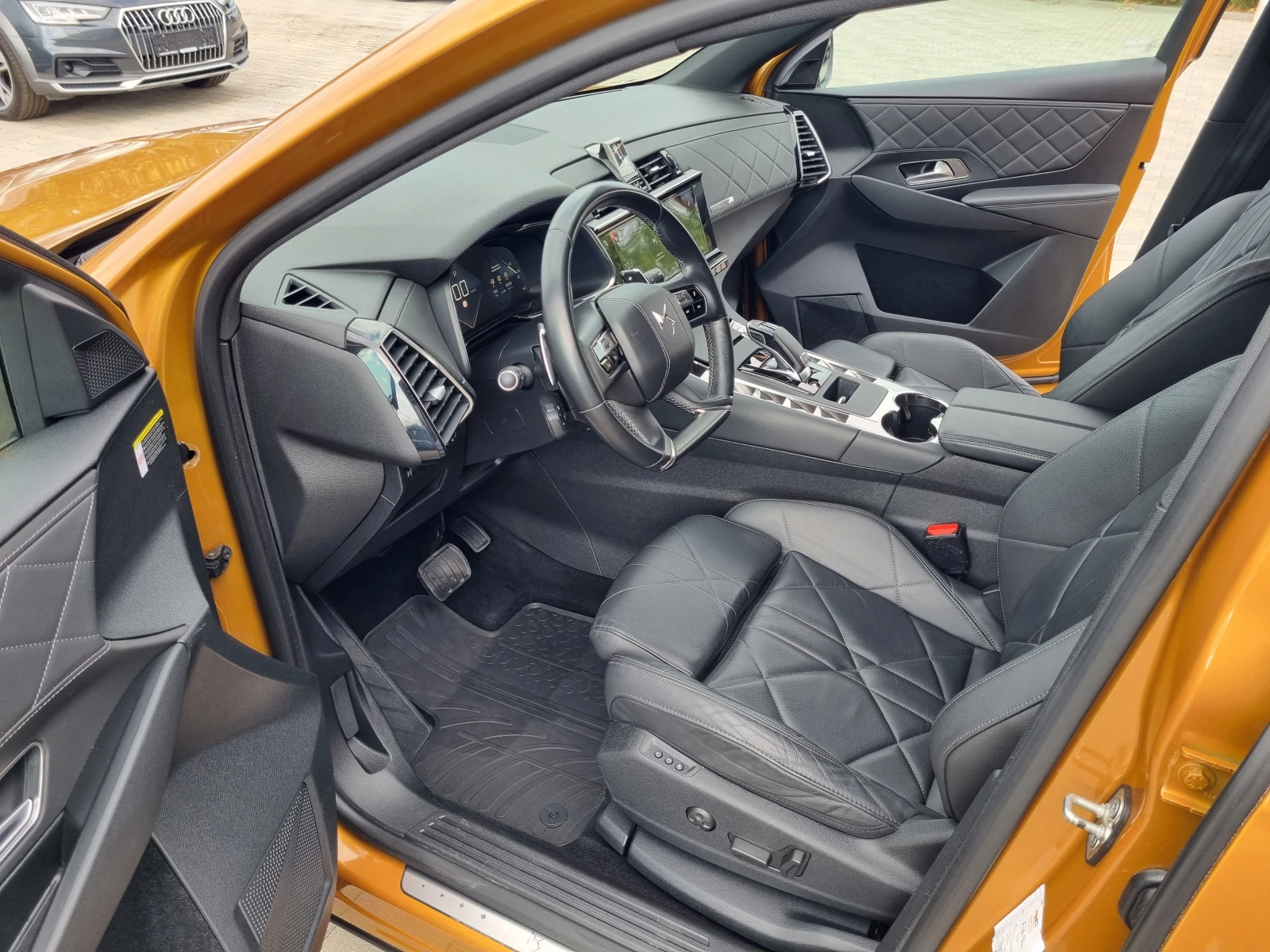 Citroen DS 7 Crossback 1.5HDi-131ps АВТОМАТИК / 122.00км * RIVOLI* , снимка 7 - Автомобили и джипове - 55588567