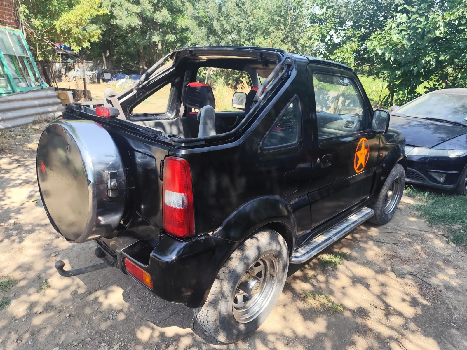 Suzuki Jimny 1, 3