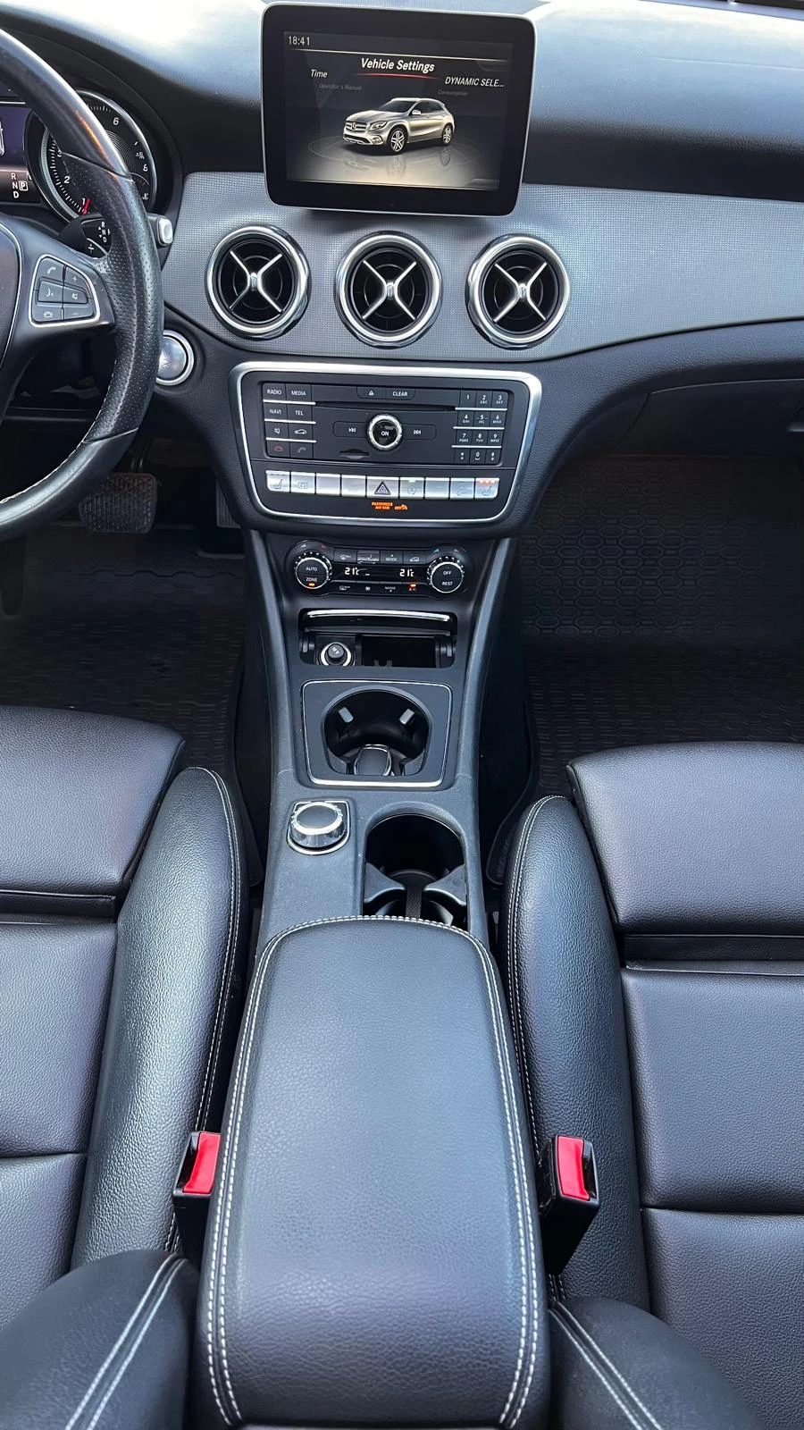 Mercedes-Benz GLA 250 4x4 Panorama Distr Keylless ������� Face  | Mobile.bg � ����������� 15