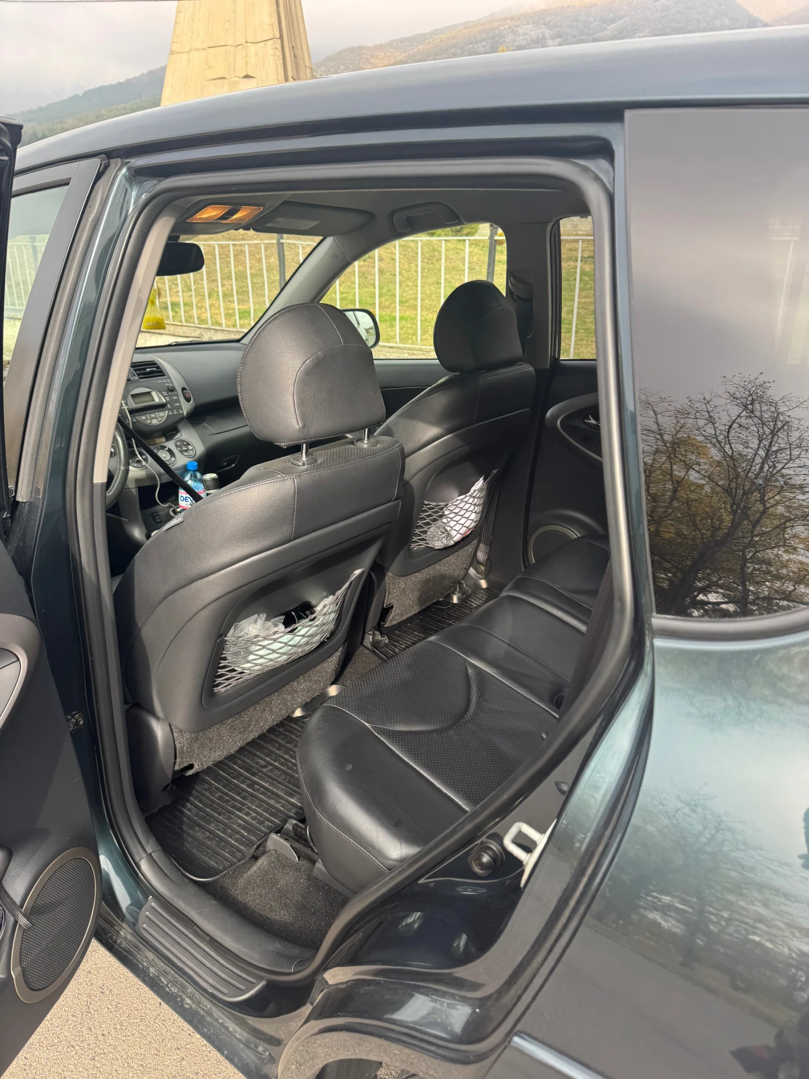 Toyota Rav4, снимка 8 - Автомобили и джипове - 56712819