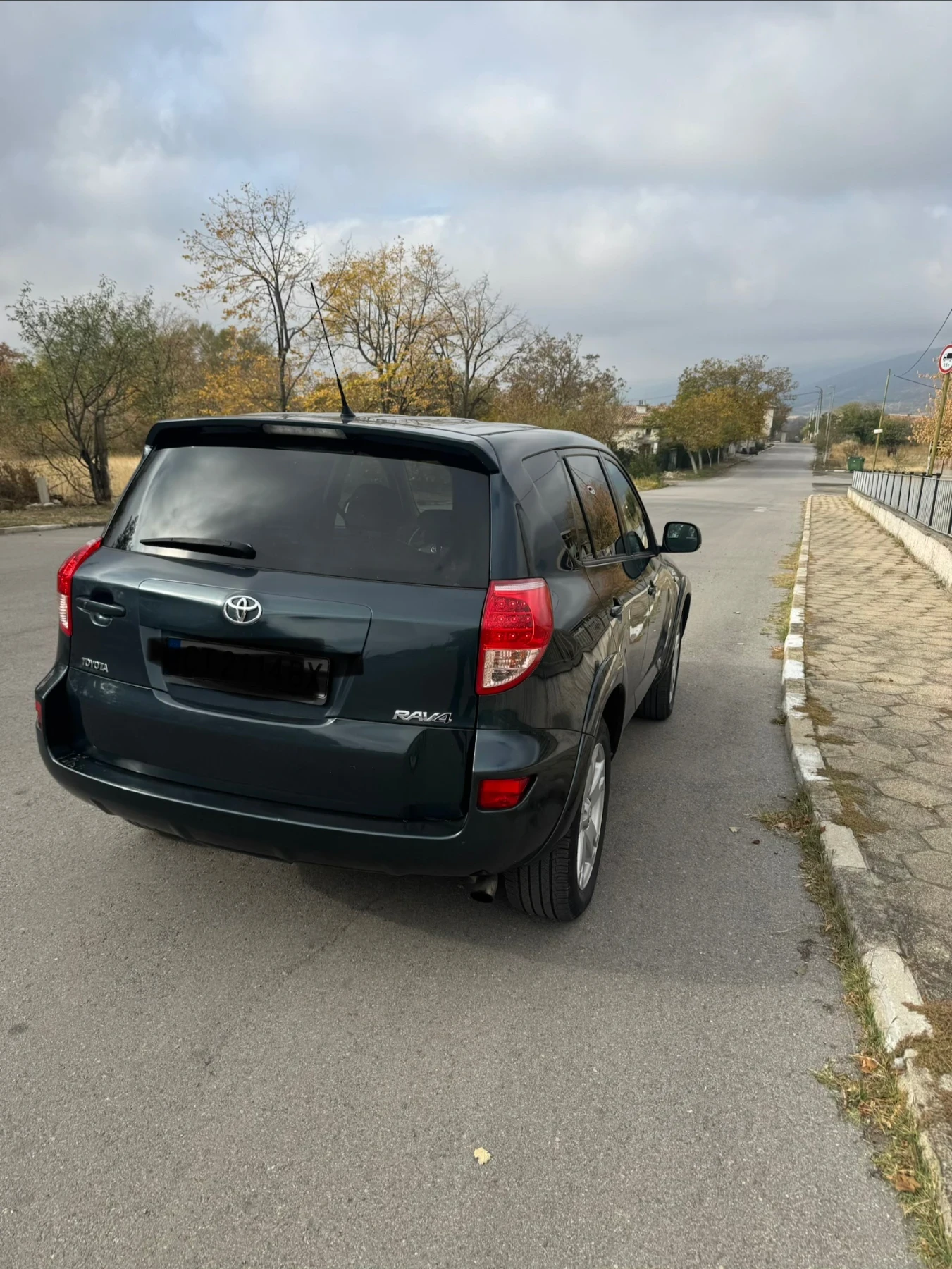 Toyota Rav4, снимка 3 - Автомобили и джипове - 56712819