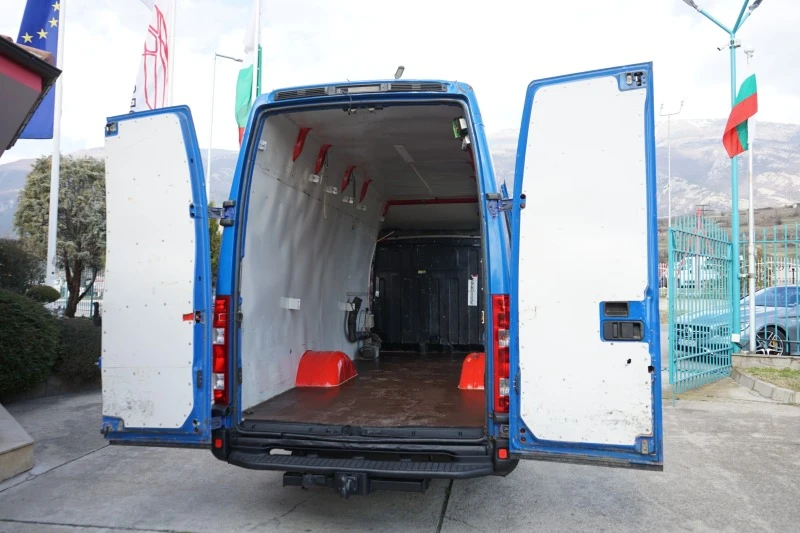 Iveco Daily 3.0HPI* 35c15* MAXI база, снимка 9 - Бусове и автобуси - 44337936