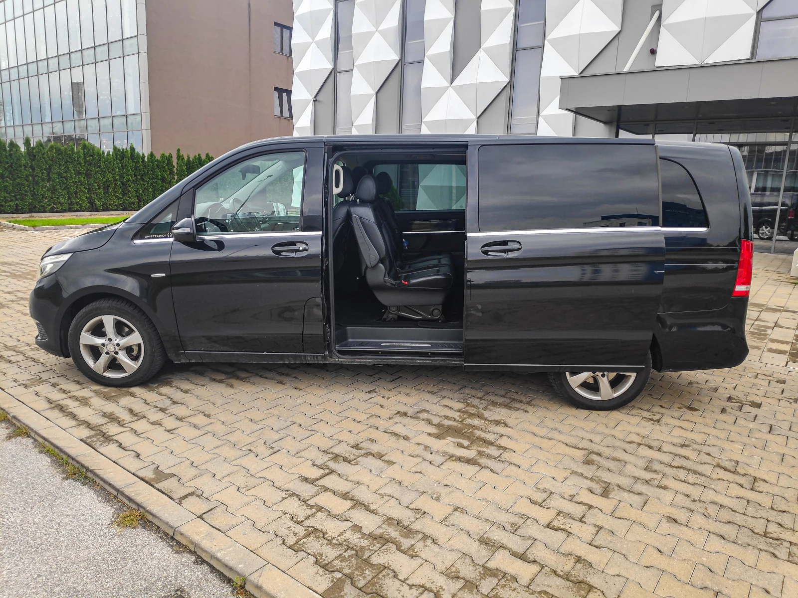 Mercedes-Benz V 220 7+ 1 EXTRA LONG - изображение 10