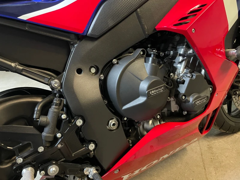 Honda Cbr 1000 RR-R, снимка 9 - Мотоциклети и мототехника - 49521484