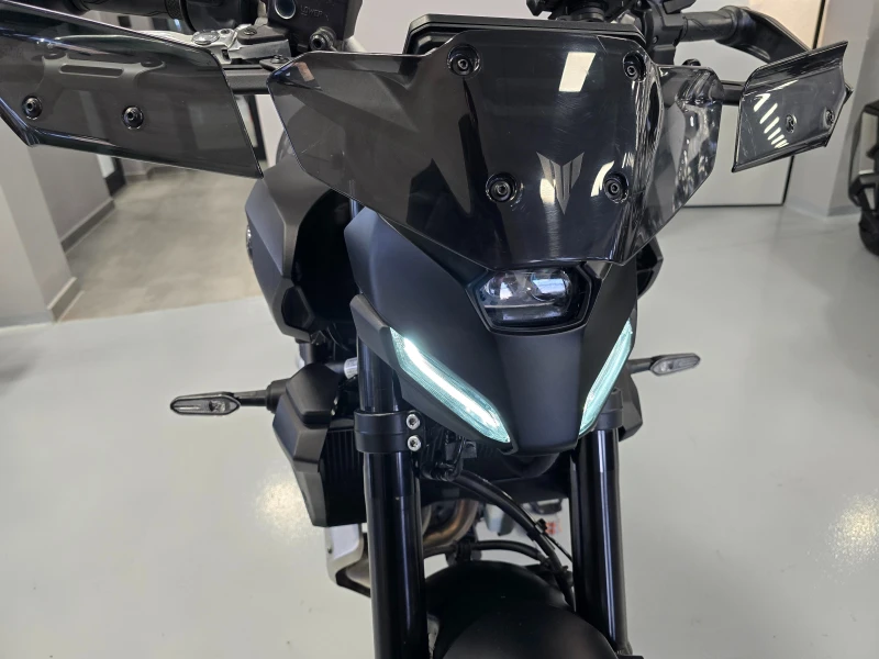 Yamaha Mt-07 700ie, ABS-TCS, Y-AMT, Tech Black!, снимка 9 - Мотоциклети и мототехника - 52167219
