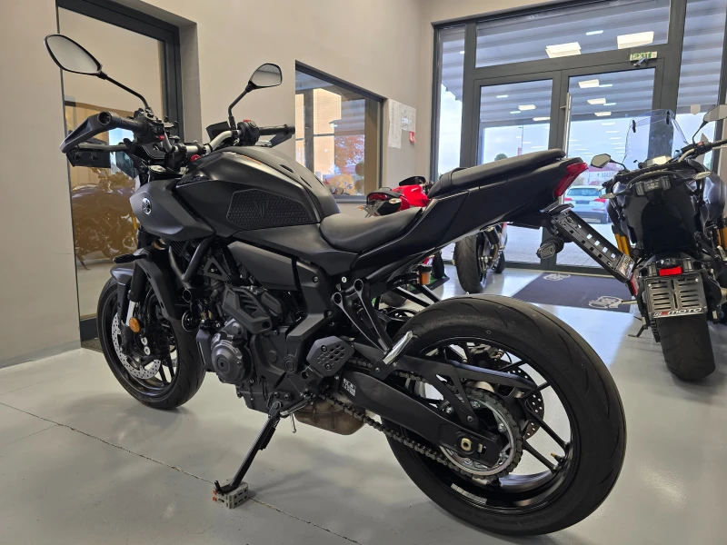 Yamaha Mt-07 700ie, ABS-TCS, Y-AMT, Tech Black!, снимка 5 - Мотоциклети и мототехника - 52167219