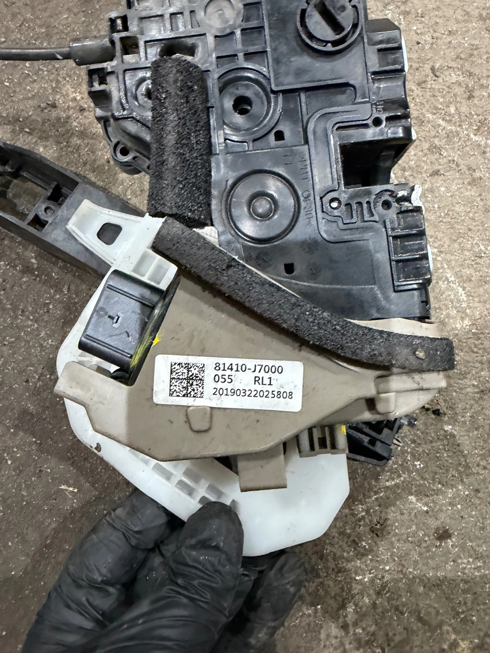 Kia Ceed III 2019� ����� ����� ���� ����� �� ��������� ���������� 81410-J7000 | Mobile.bg � ����������� 4