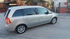 Opel Zafira 1.8 космо в топ състояние докаран на ход , снимка 8