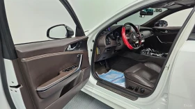 Kia Stinger * 3.3T* AWD* КОЖА* ПОДГРЕВ* ОБДУХВАНЕ* , снимка 9