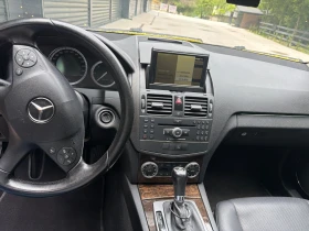 Mercedes-Benz C 220 Перфектен 646 мотор, снимка 13