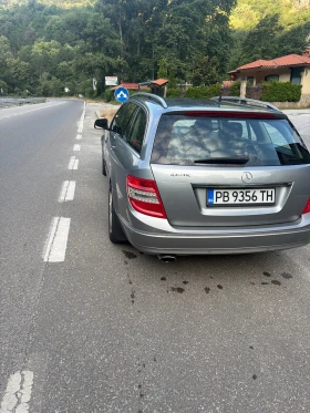 Mercedes-Benz C 220 Перфектен 646 мотор, снимка 5