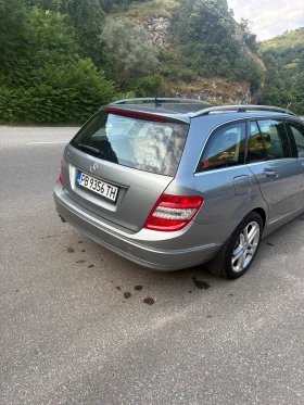 Mercedes-Benz C 220 Перфектен 646 мотор, снимка 4