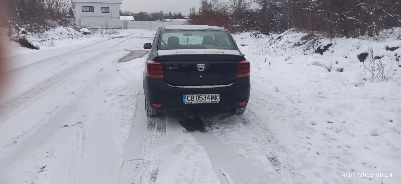 Dacia Logan Седан, снимка 12 - Автомобили и джипове - 48377015