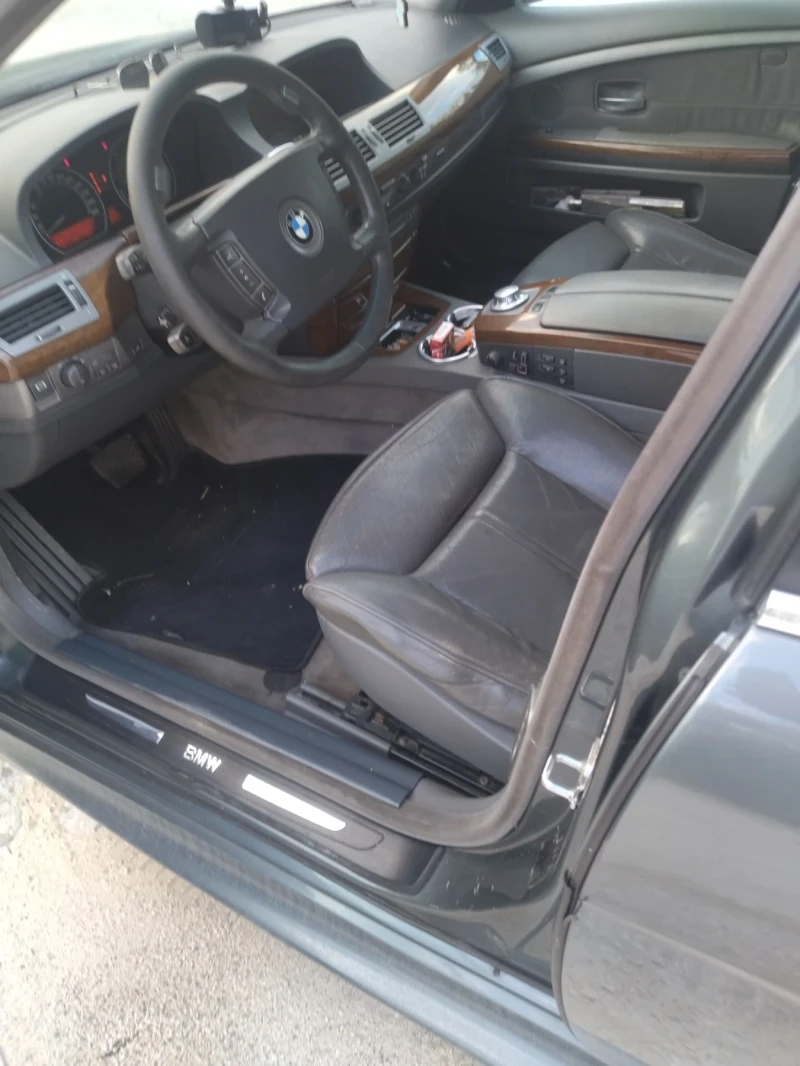 BMW 730, снимка 13 - Автомобили и джипове - 46904624