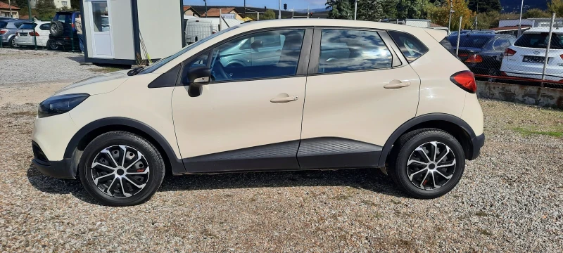 Renault Captur 1.5dci , снимка 3 - Автомобили и джипове - 47379432