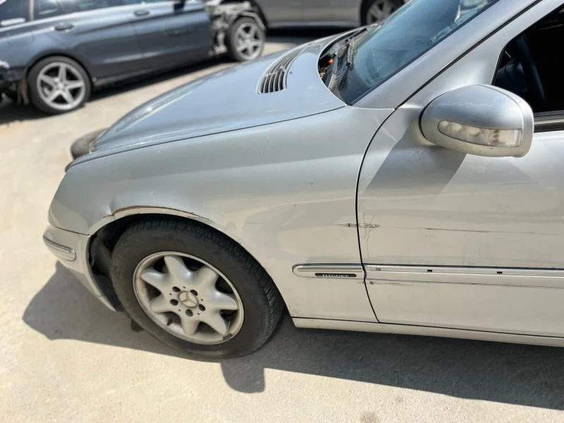 Mercedes-Benz C 220 611, снимка 11 - Автомобили и джипове - 50614721