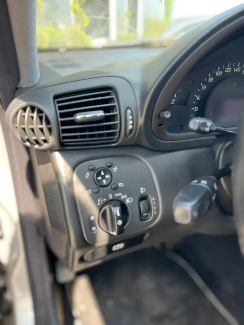 Mercedes-Benz C 220 611, снимка 12 - Автомобили и джипове - 50614721