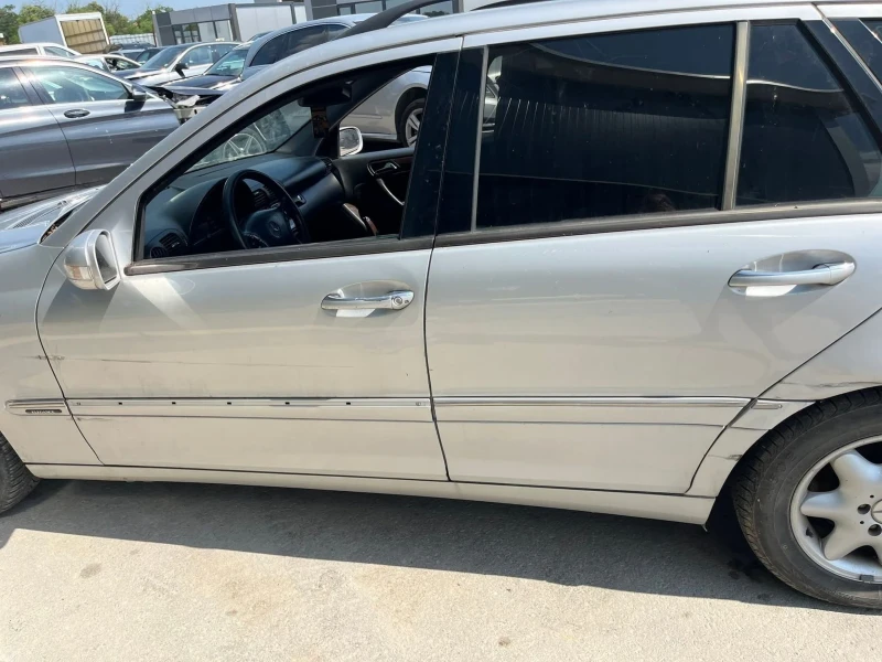 Mercedes-Benz C 220 611, снимка 10 - Автомобили и джипове - 50614721