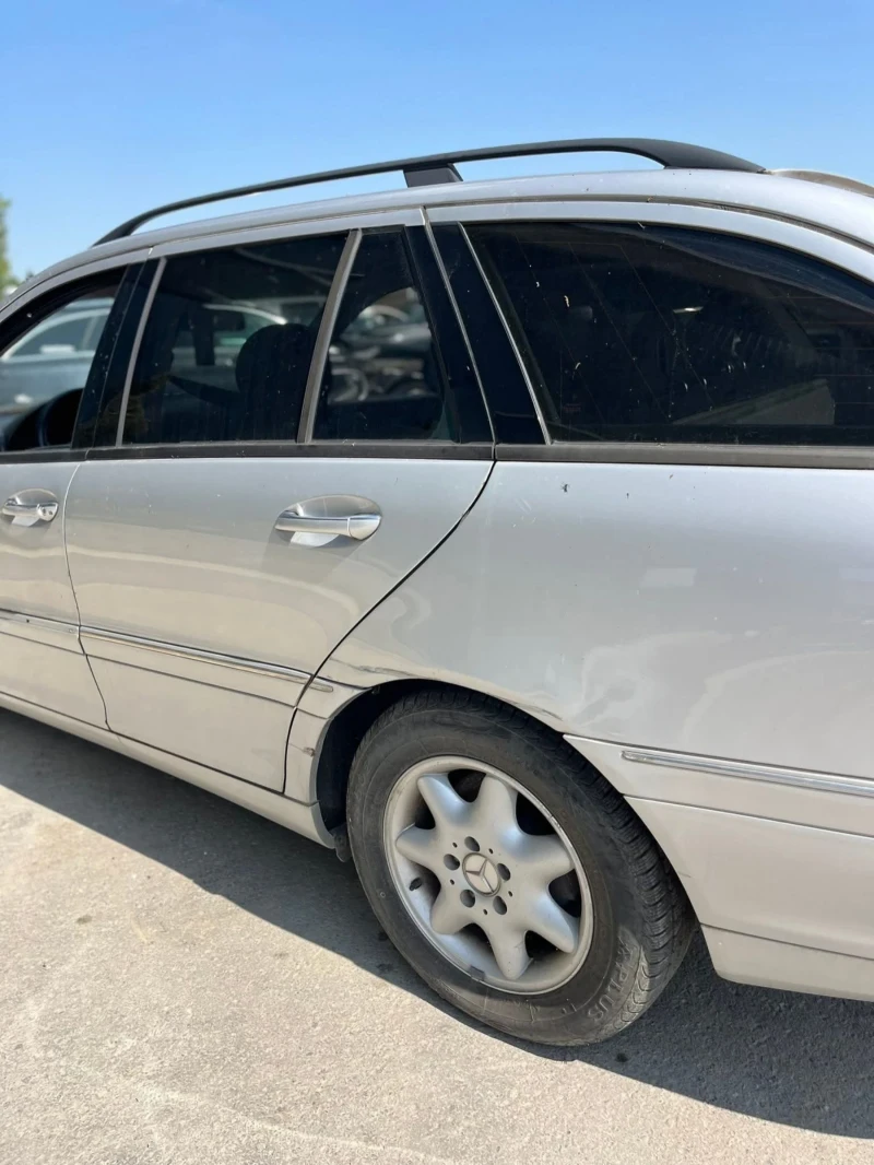 Mercedes-Benz C 220 611, снимка 9 - Автомобили и джипове - 50614721