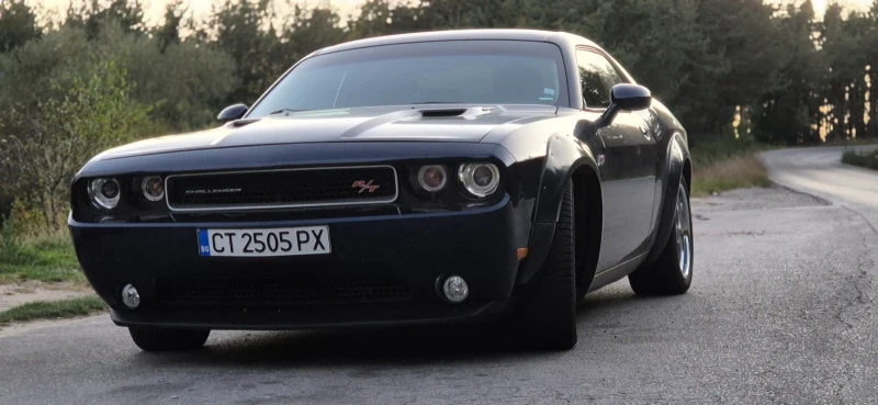 Dodge Challenger 5.7 HEMI R/T, снимка 13 - Автомобили и джипове - 51380744
