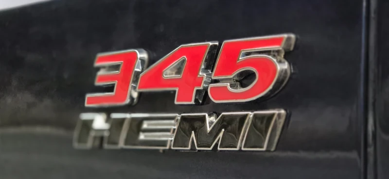 Dodge Challenger 5.7 HEMI R/T, снимка 14 - Автомобили и джипове - 51380744