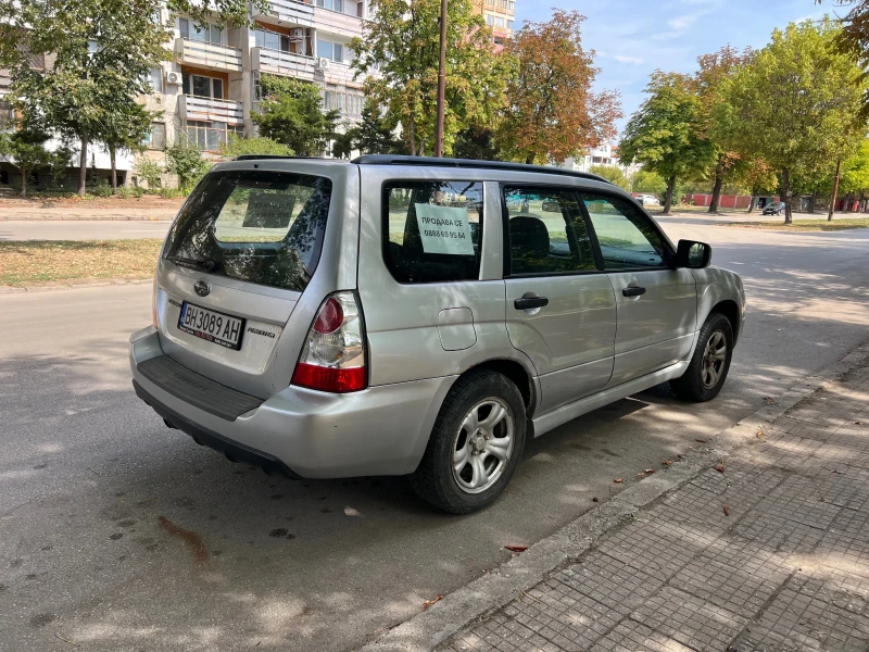Subaru Forester 2.0i, снимка 4 - Автомобили и джипове - 52082311