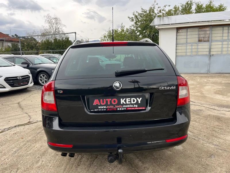 Skoda Octavia 2.0TDI Facelift, снимка 6 - Автомобили и джипове - 52001691