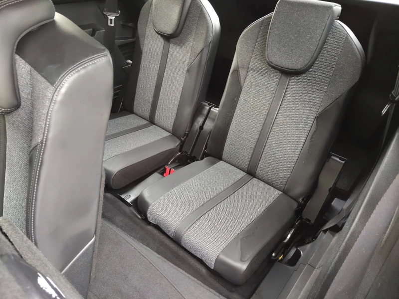 Peugeot 5008 1, 6d 120ps AUTOMATIC 7 MECTA, снимка 9 - Автомобили и джипове - 52048113