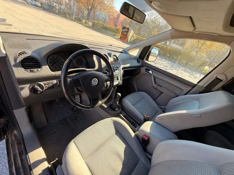 VW Caddy Ван, снимка 15 - Автомобили и джипове - 52530355