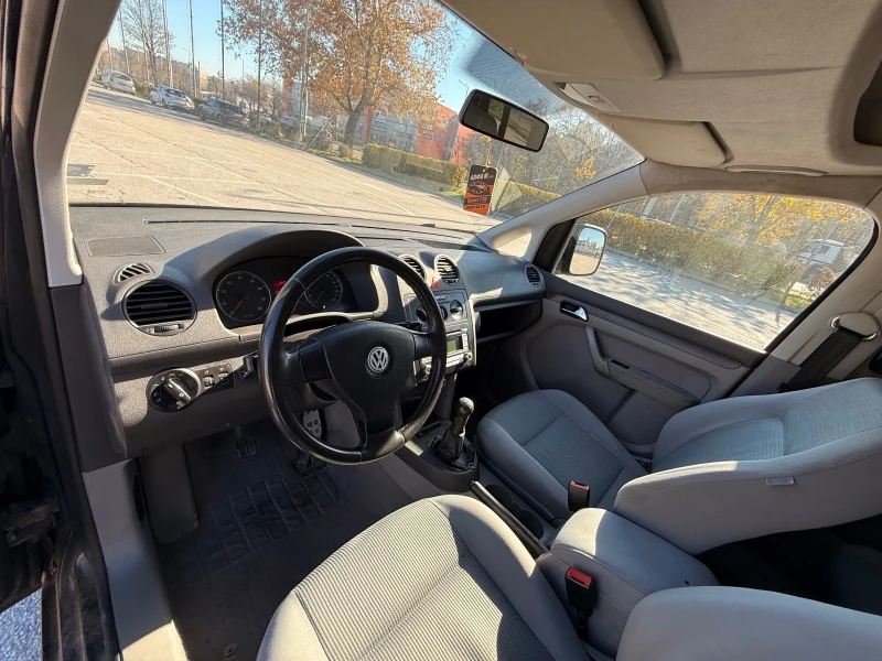 VW Caddy Ван, снимка 5 - Автомобили и джипове - 52530355