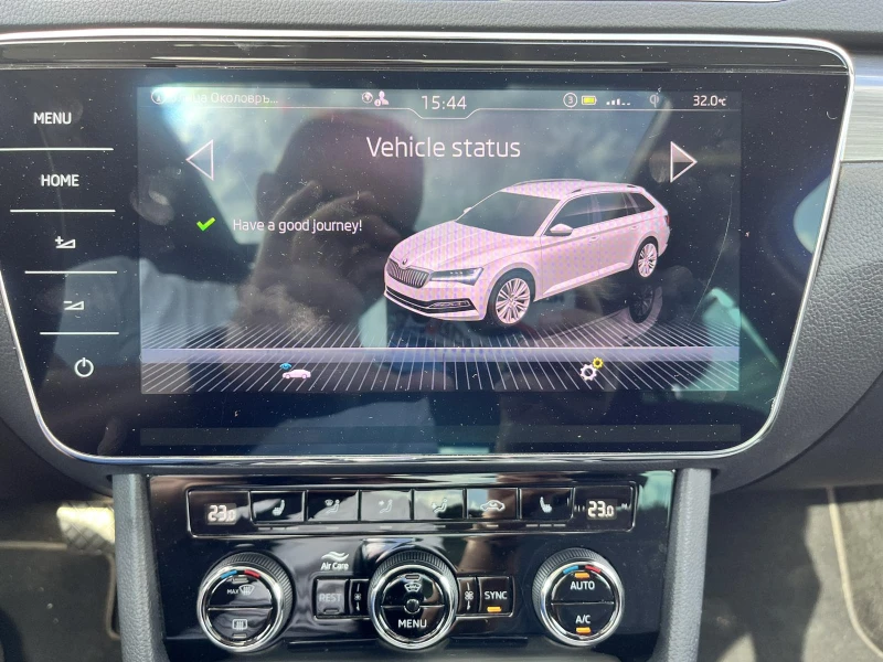 Skoda Superb 2.0 TDI Facelift, снимка 14 - Автомобили и джипове - 52596823