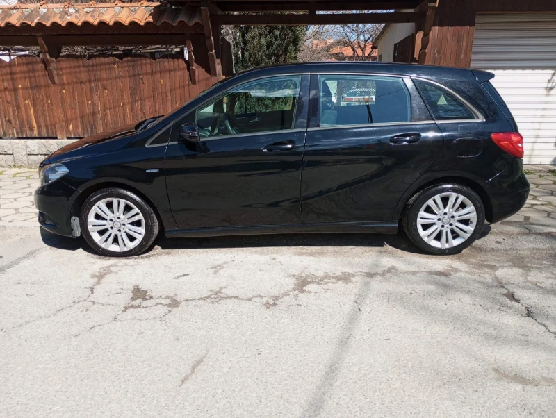 Mercedes-Benz B 180, снимка 3 - Автомобили и джипове - 52713238