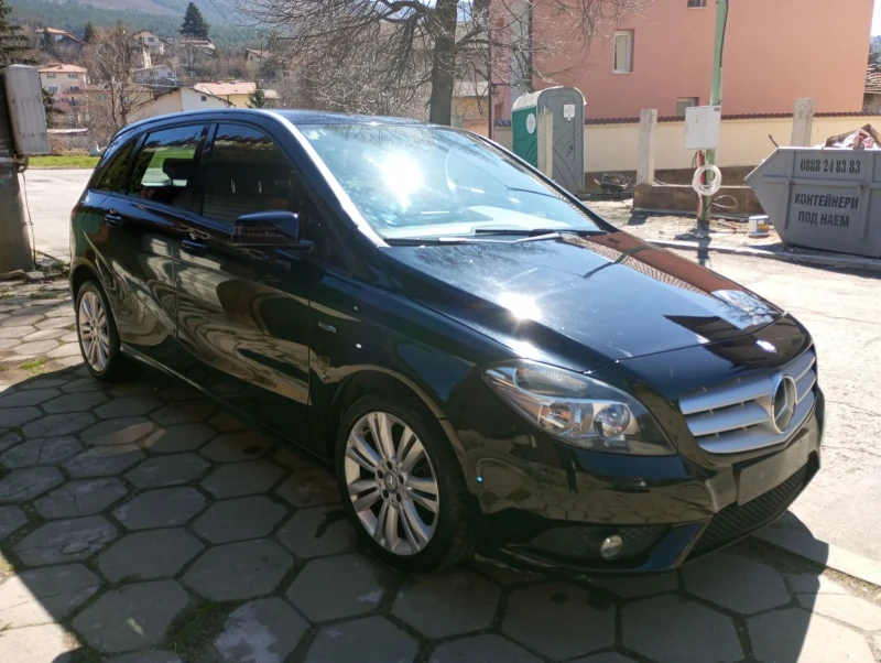 Mercedes-Benz B 180, снимка 8 - Автомобили и джипове - 52713238