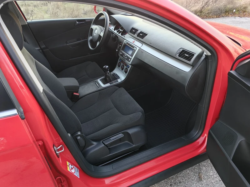 VW Passat 2.0TDI BMP 8KЛ. 4Х4 182Х.КМ, снимка 8 - Автомобили и джипове - 52740382