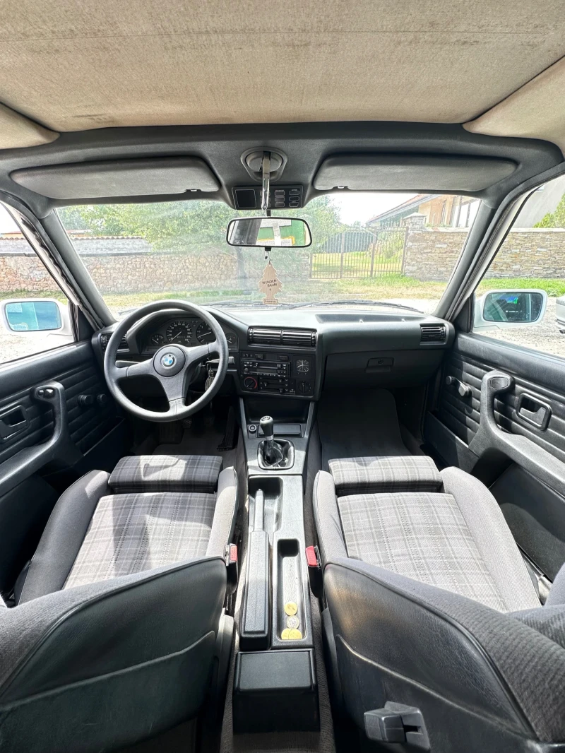 BMW 320, снимка 6 - Автомобили и джипове - 52952738