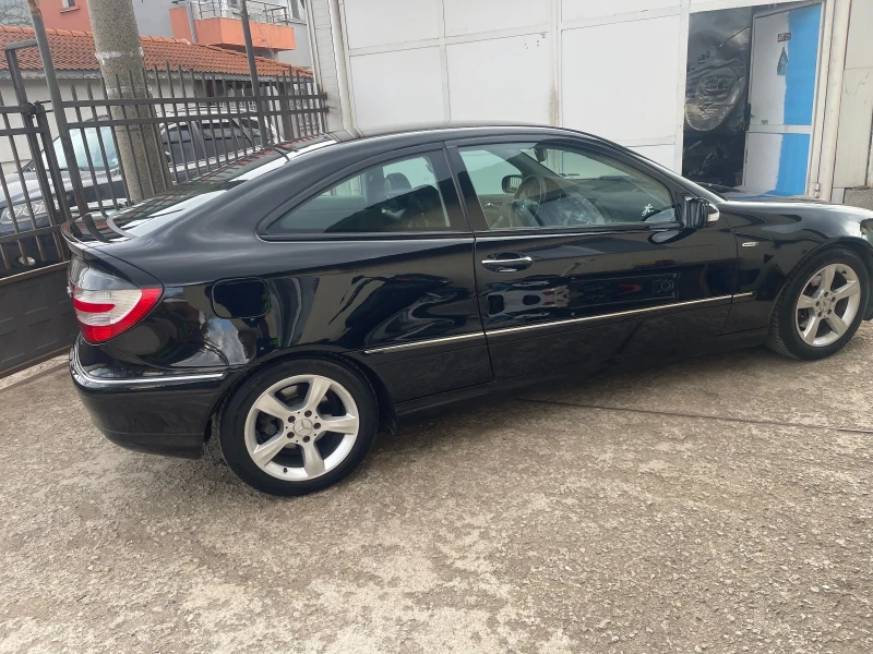 Mercedes-Benz C 220 W203 CLC, снимка 3 - Автомобили и джипове - 52998923