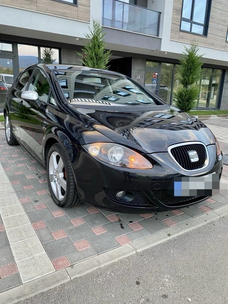 Seat Leon 2.0 TDI 16V, снимка 8 - Автомобили и джипове - 48099915