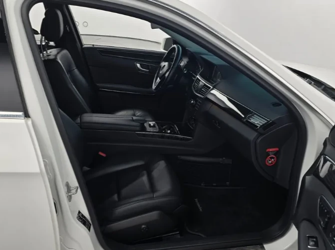 Mercedes-Benz E 220 CDI Avantgarde - изображение 10