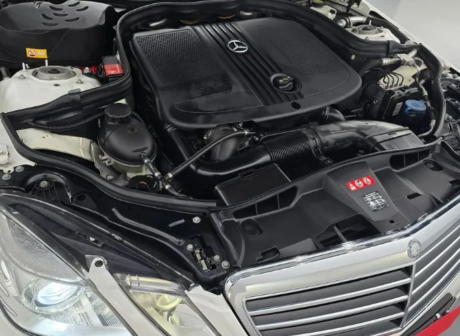 Mercedes-Benz E 220 CDI Avantgarde - изображение 6