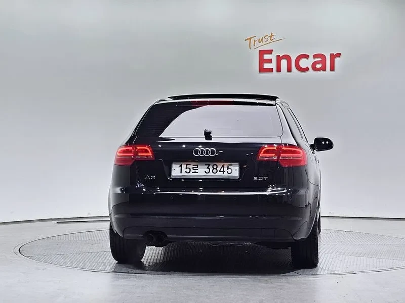 Audi A3 2.0 Tfsi Dynamic , снимка 4 - Автомобили и джипове - 54125555