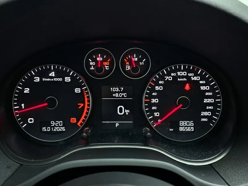 Audi A3 2.0 Tfsi Dynamic , снимка 8 - Автомобили и джипове - 54125555