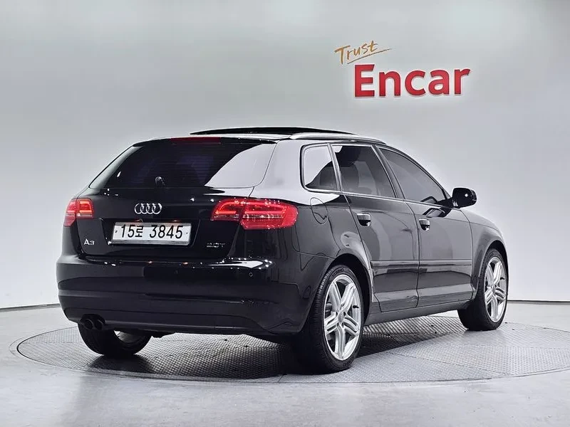 Audi A3 2.0 Tfsi Dynamic , снимка 2 - Автомобили и джипове - 54125555