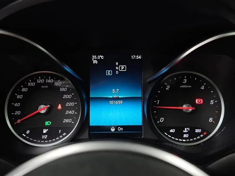 Mercedes-Benz C 220 - САМО 30% АВАНС, снимка 8 - Автомобили и джипове - 55570010