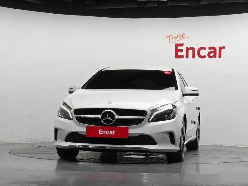 Mercedes-Benz A 200 W176, снимка 3 - Автомобили и джипове - 55884233