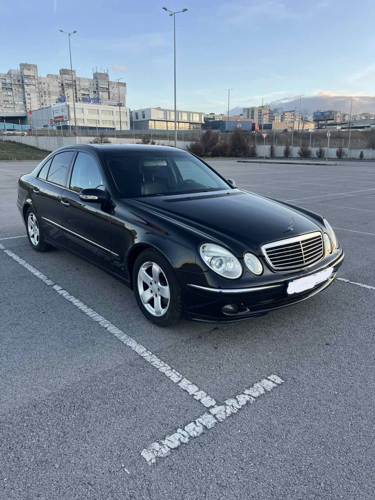 Mercedes-Benz E 220, снимка 1
